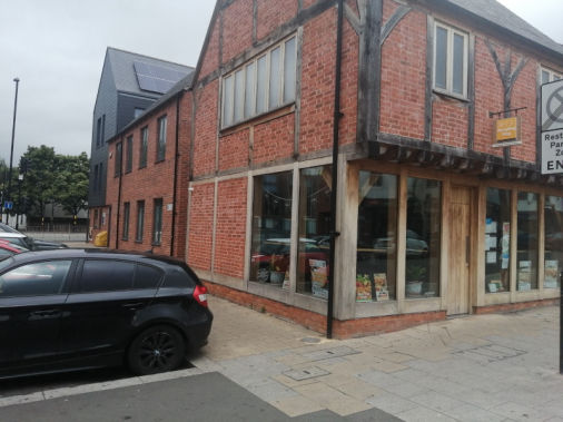 Recent photo of the building that was once “Mainline Gas”